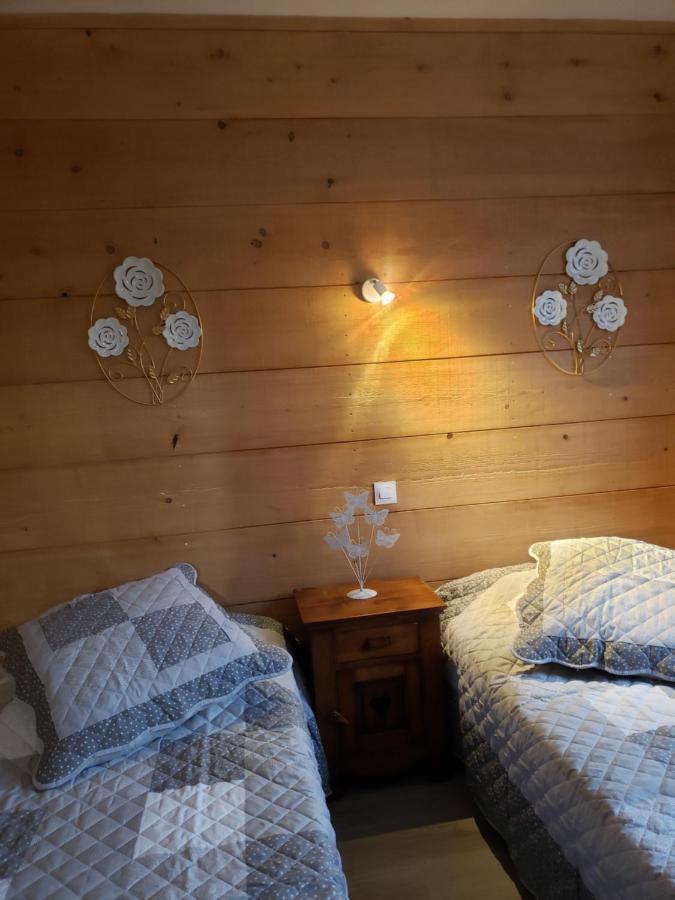 Les Chalets De La Garenne La Ferté-Beauharnais 外观 照片