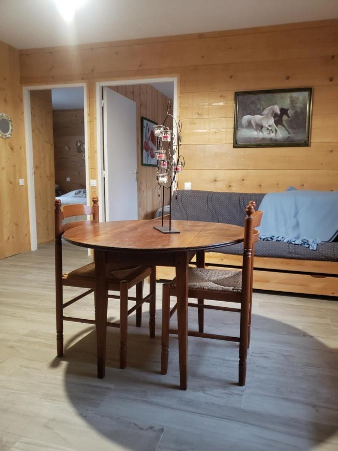 Les Chalets De La Garenne La Ferté-Beauharnais 外观 照片